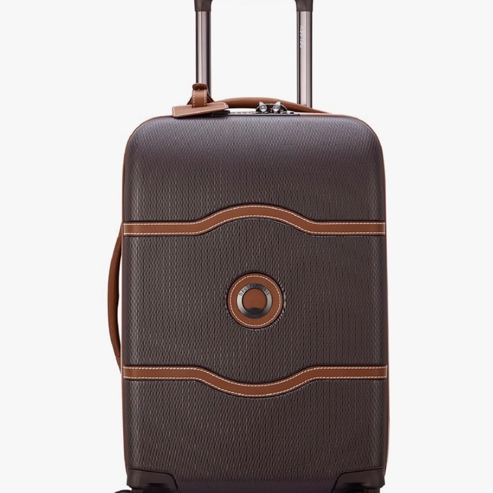 New Delsey Paris Carry On Luggage - Picture 2 of 12